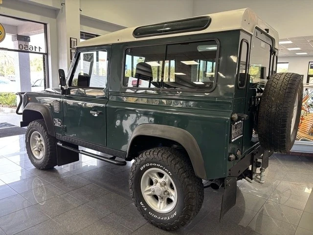 1997 Land Rover Defender 90 - Image 3 of 12