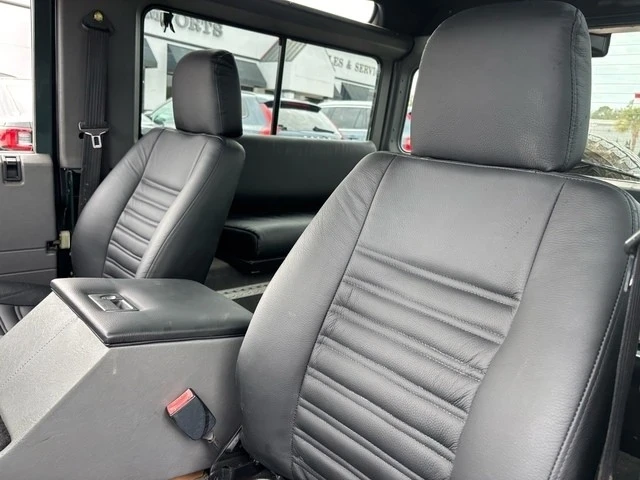 1997 Land Rover Defender 90 - Image 8 of 12