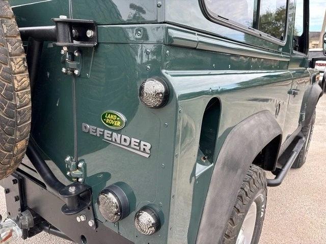 1997 Land Rover Defender 90 - Image 13 of 21