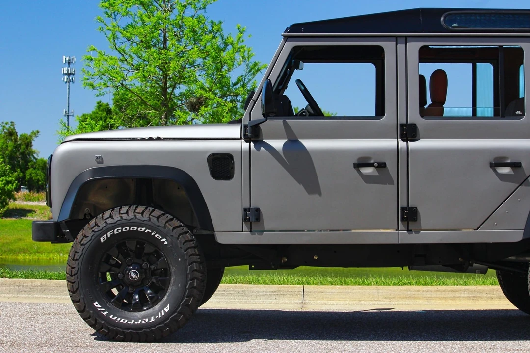 1997 Land Rover Defender - Image 25 of 31