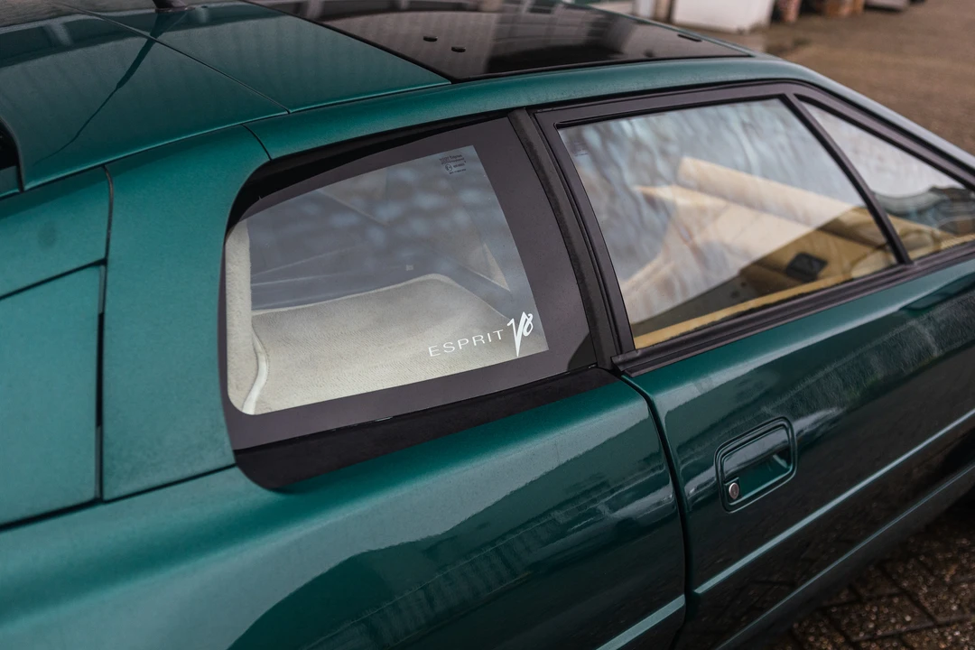 1997 Lotus Esprit Series 4 - Image 22 of 31