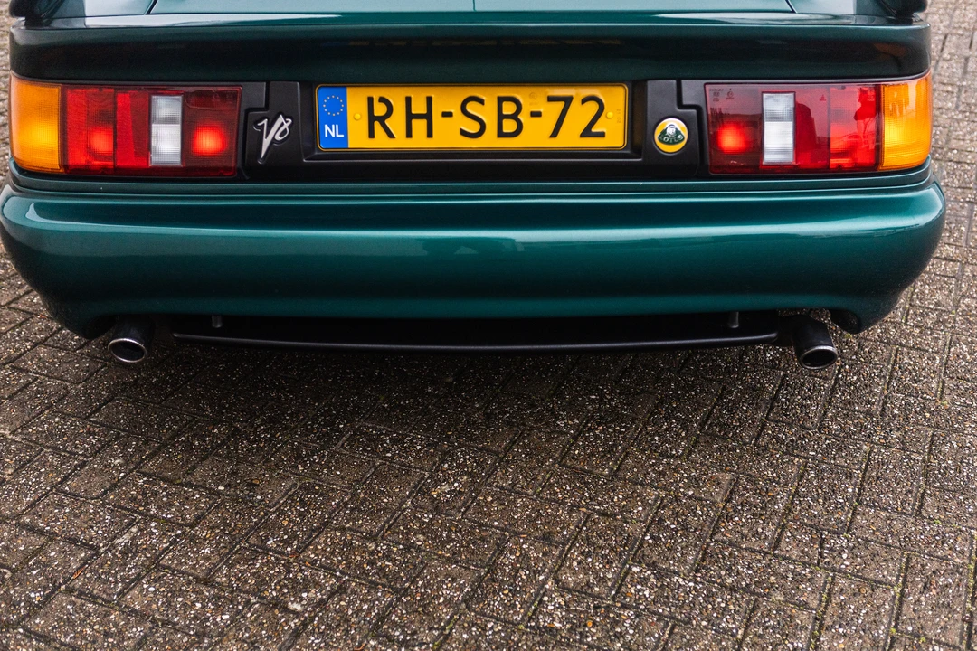 1997 Lotus Esprit Series 4 - Image 30 of 31