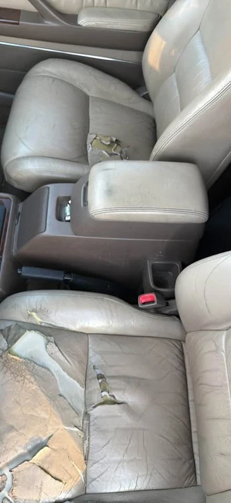 1997 Lexus LX 1st Gen - Image 4 of 8