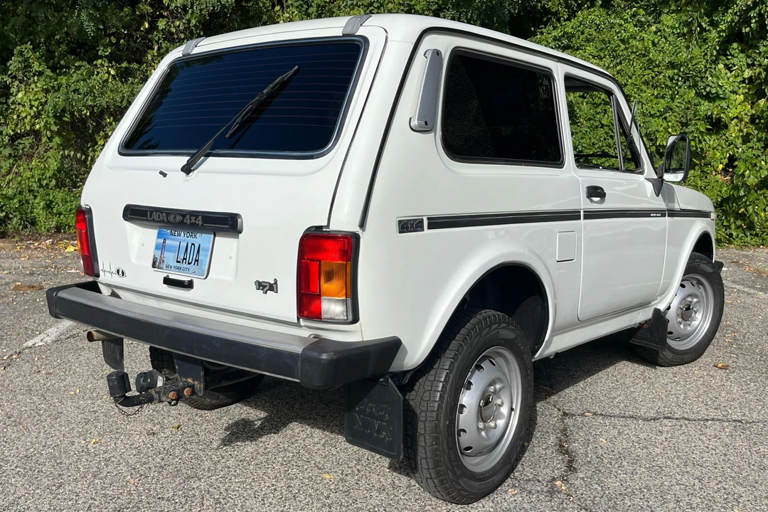 1997 Lada - Image 4 of 31