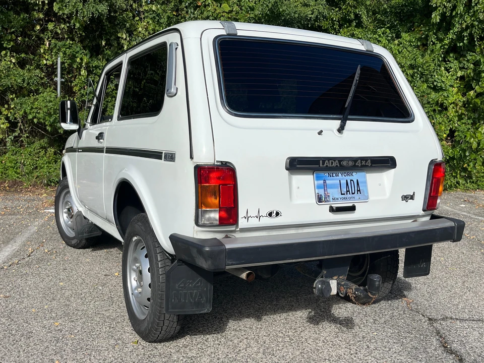1997 Lada - Image 10 of 31