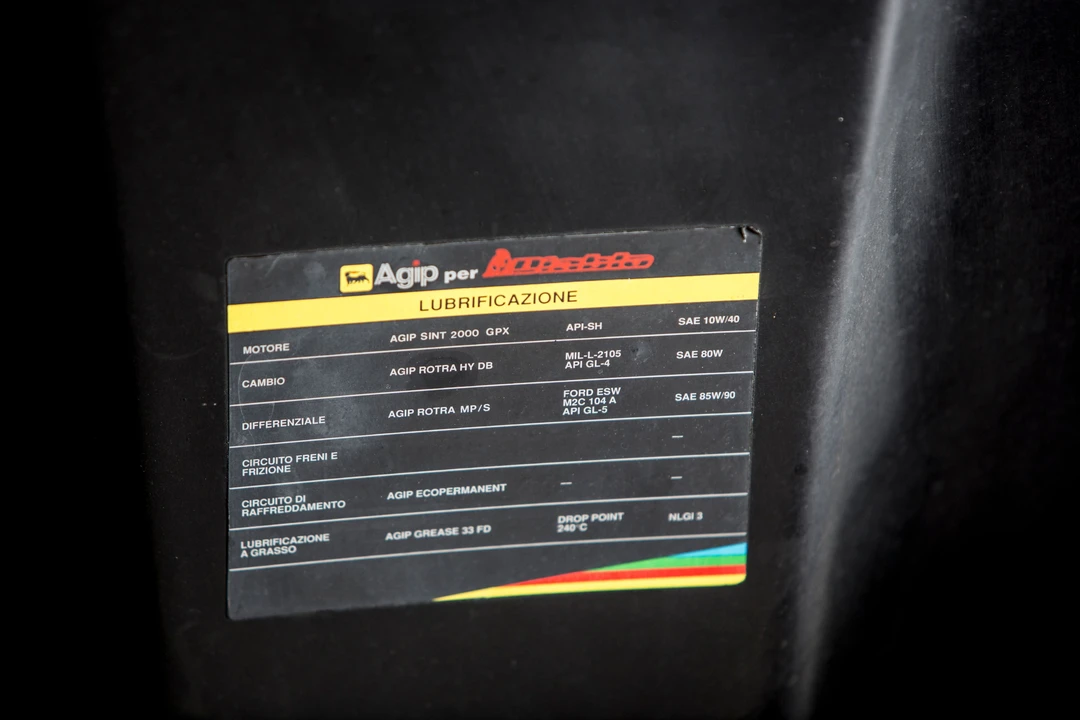 1997 Lamborghini Diablo SV - Image 28 of 31