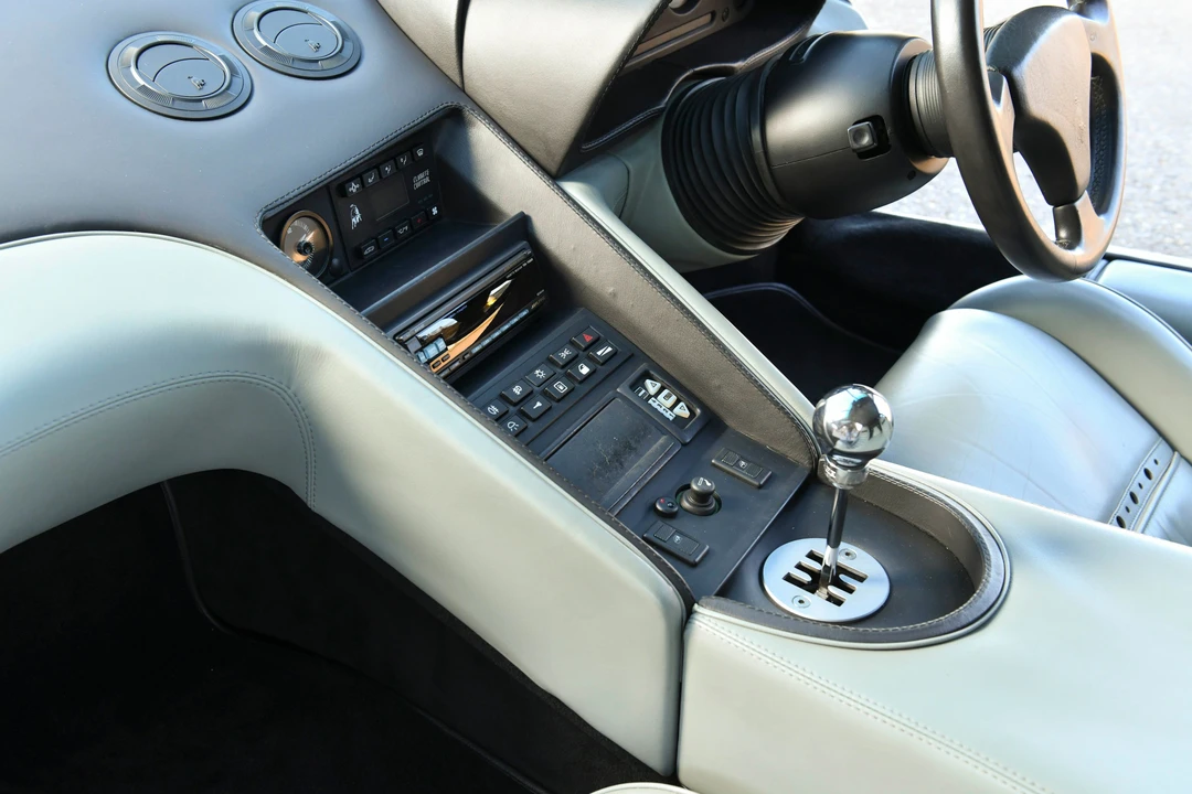 1997 Lamborghini Diablo VT - Image 25 of 31