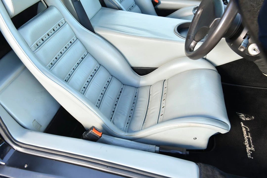 1997 Lamborghini Diablo VT - Image 9 of 31
