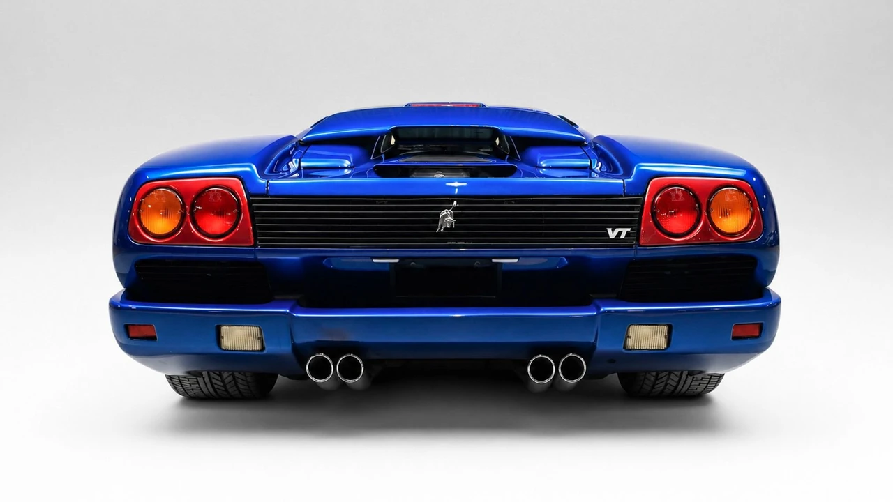 1997 Lamborghini Diablo VT - Image 3 of 31