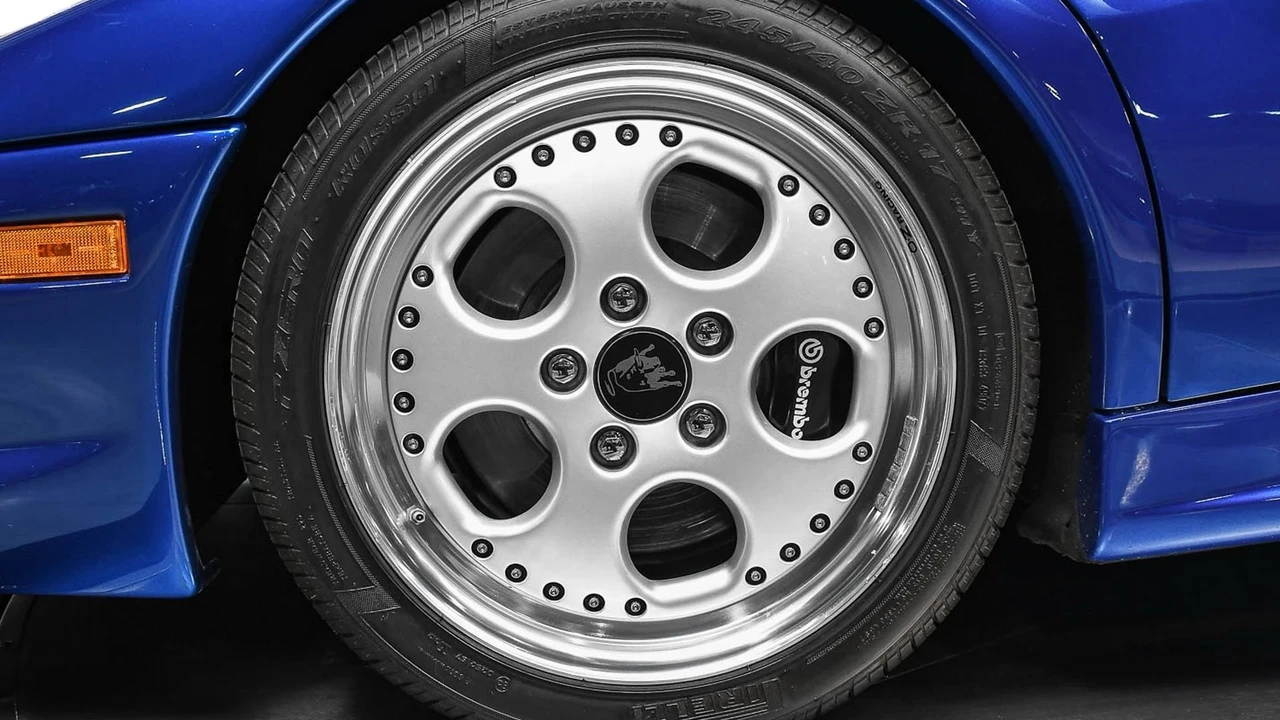 1997 Lamborghini Diablo VT - Image 16 of 31