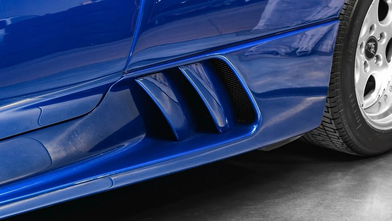 1997 Lamborghini Diablo VT - Image 14 of 31