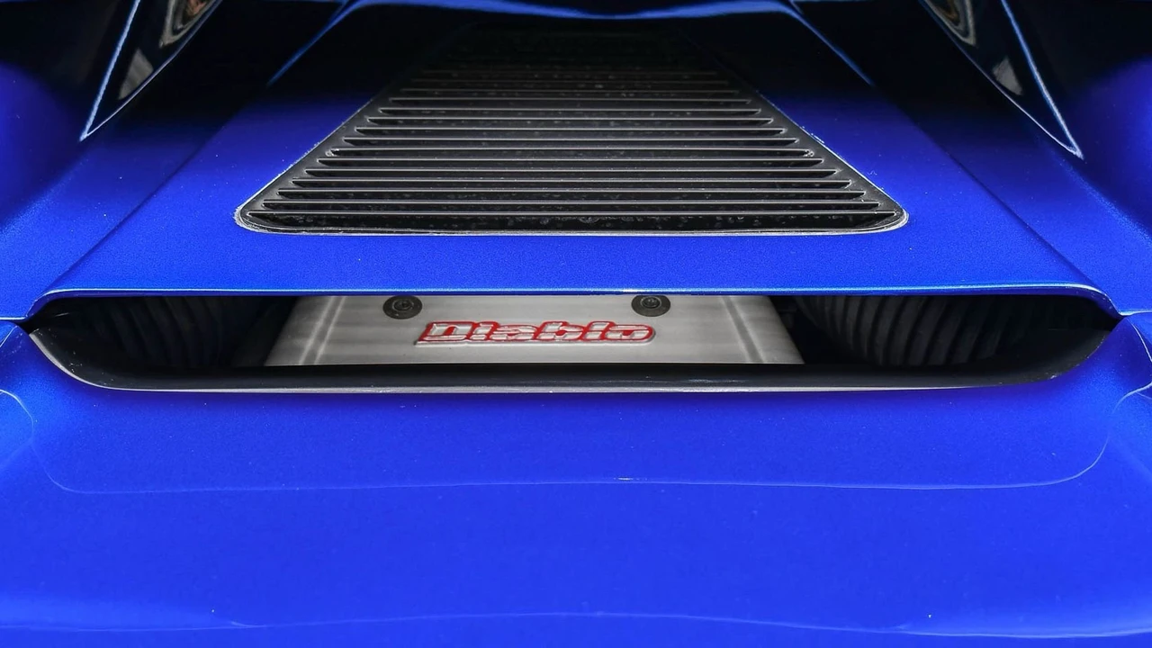 1997 Lamborghini Diablo VT - Image 13 of 31