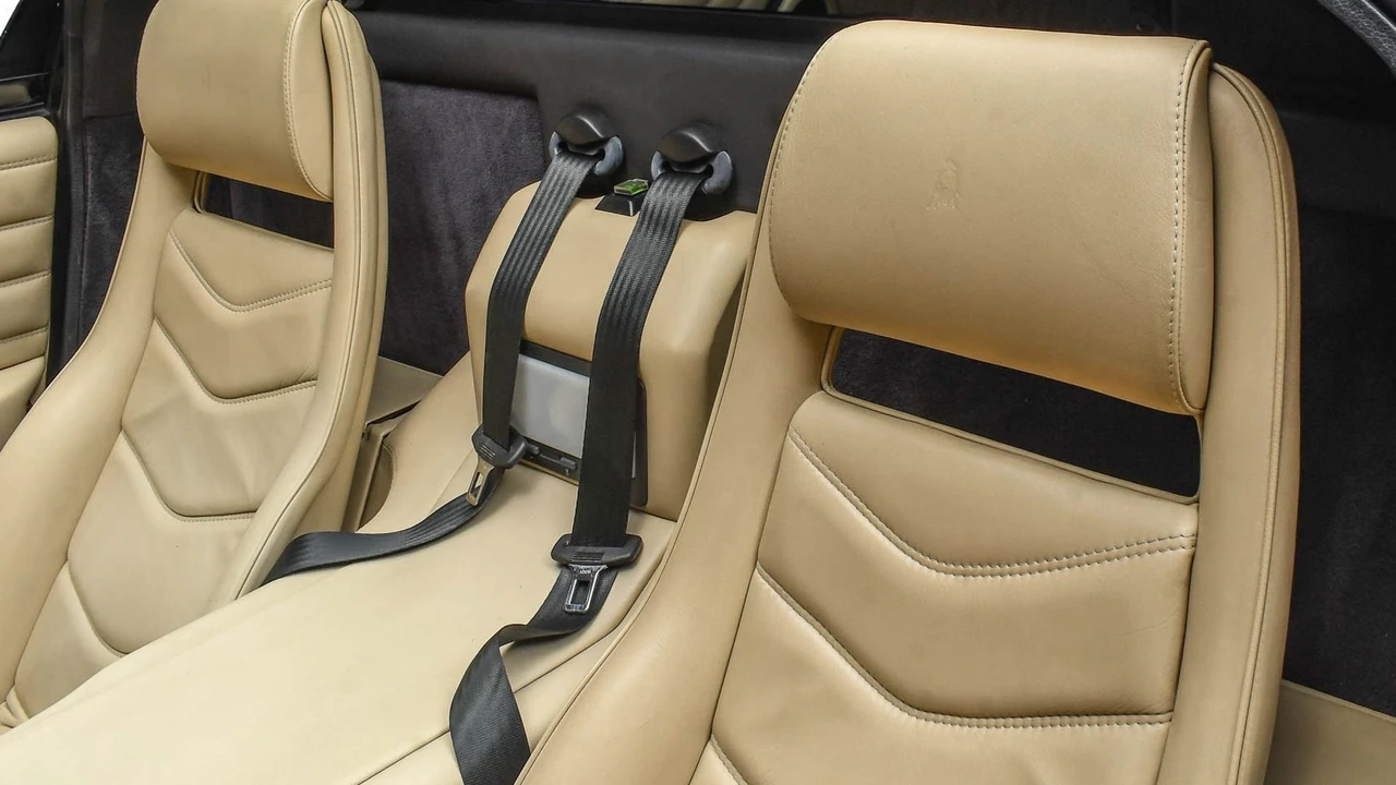 1997 Lamborghini Diablo VT - Image 23 of 31