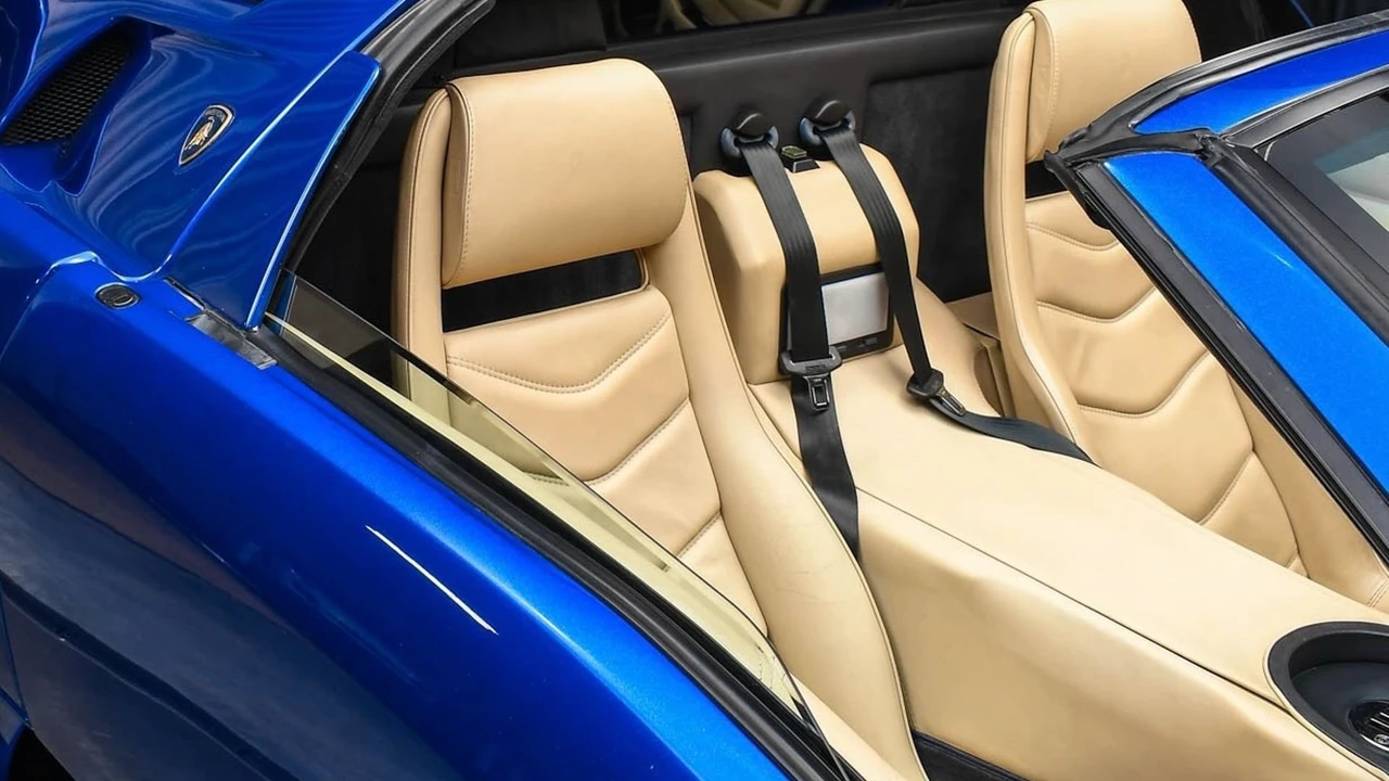 1997 Lamborghini Diablo VT - Image 28 of 31