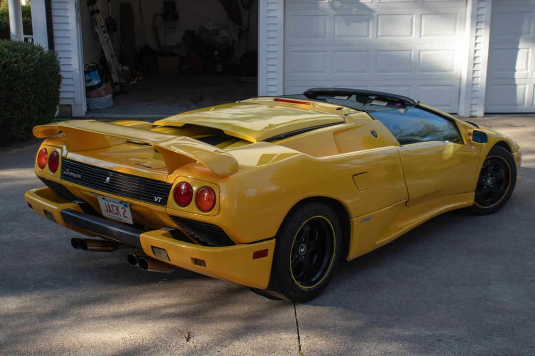 1997 Lamborghini Diablo VT - Image 17 of 28