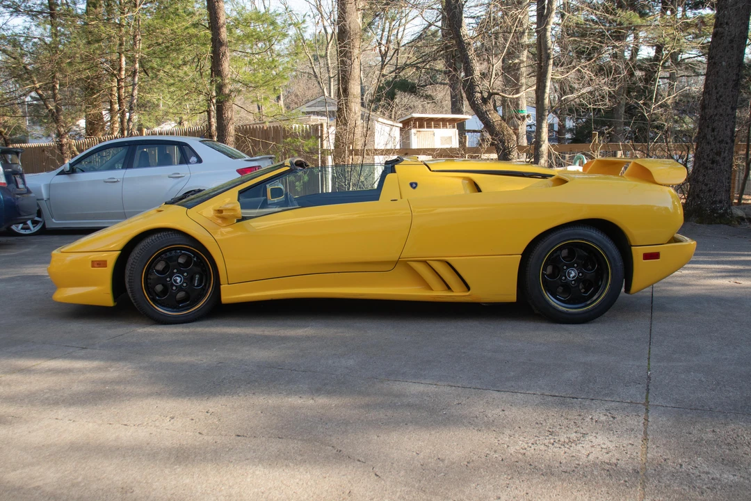 1997 Lamborghini Diablo VT - Image 10 of 28