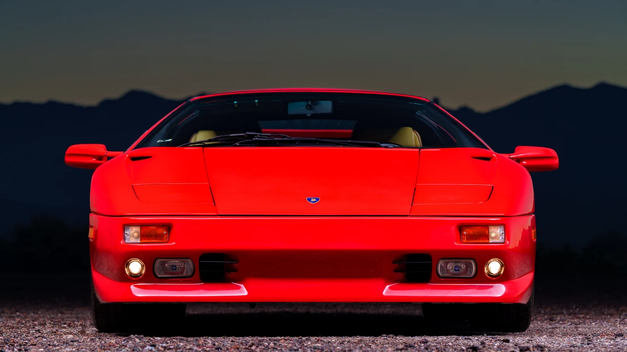 1997 Lamborghini Diablo VT - Image 9 of 31