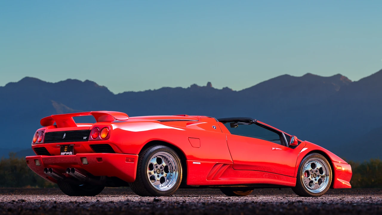 1997 Lamborghini Diablo VT - Image 23 of 31