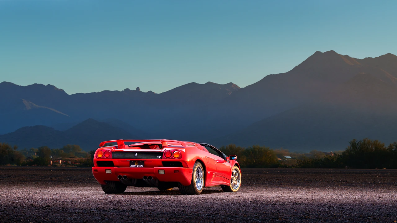 1997 Lamborghini Diablo VT - Image 24 of 31