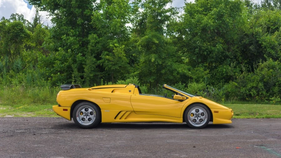 1997 Lamborghini Diablo VT - Image 2 of 20