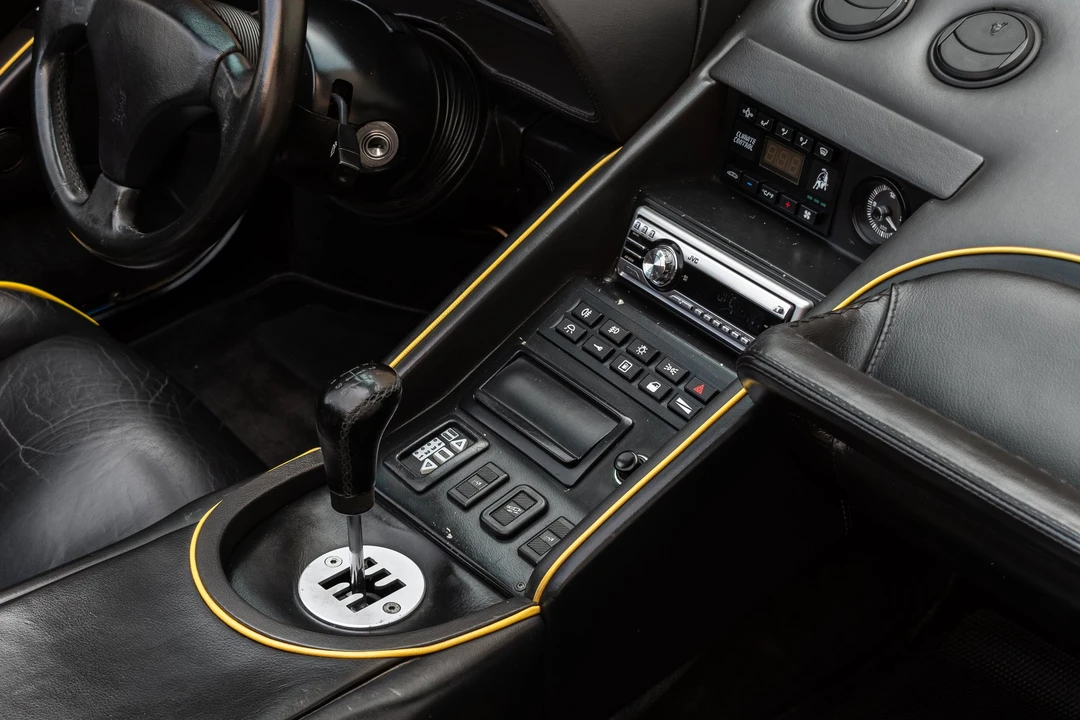 1997 Lamborghini Diablo VT - Image 11 of 31