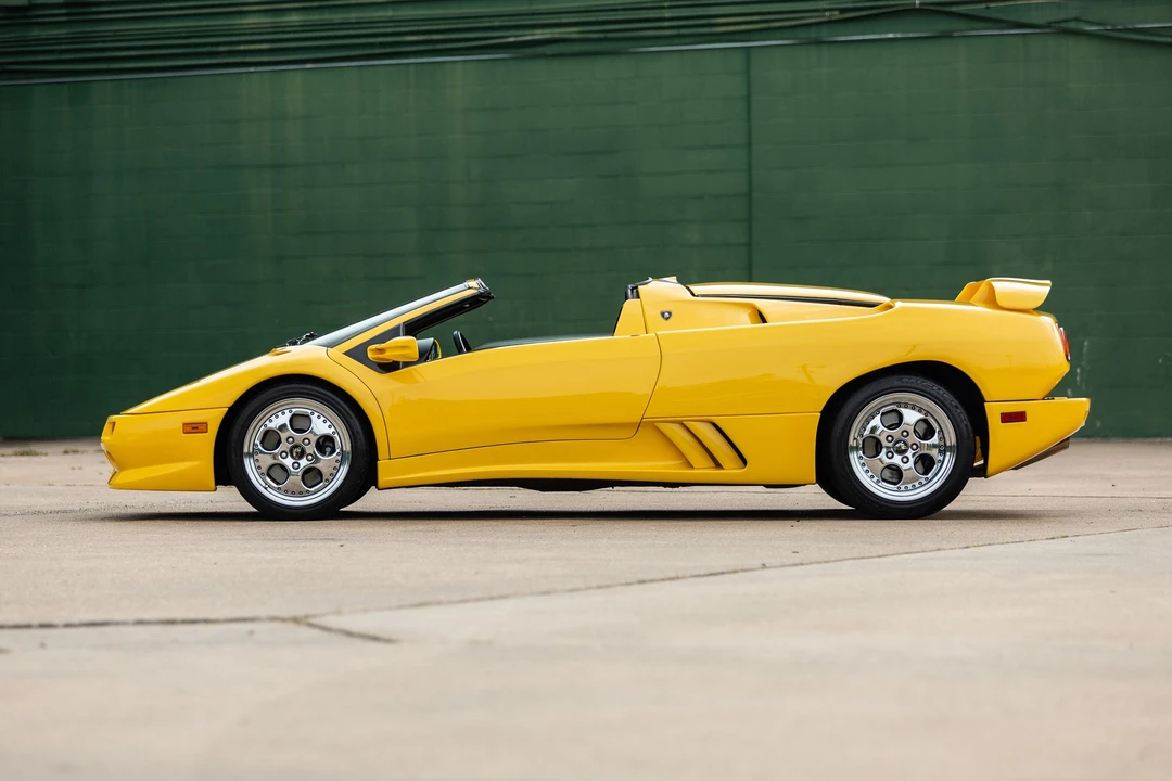 1997 Lamborghini Diablo VT - Image 24 of 31
