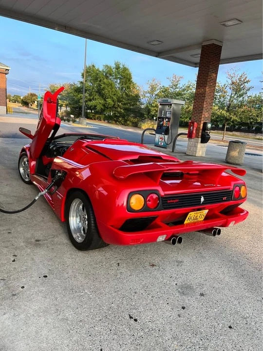 1997 Lamborghini Diablo VT - Image 12 of 18