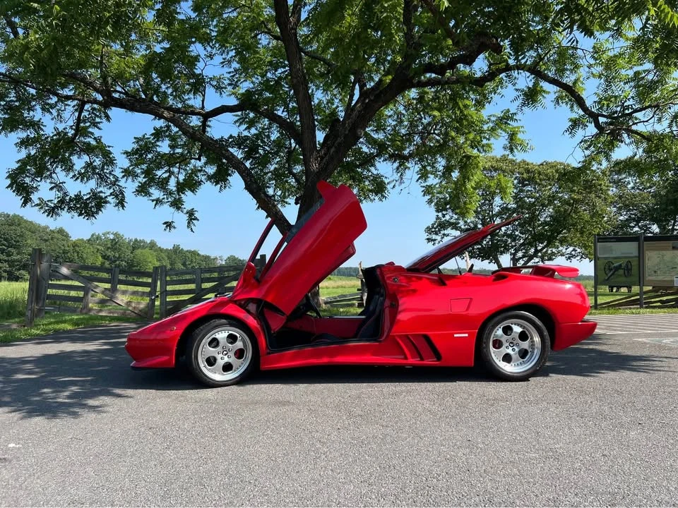1997 Lamborghini Diablo VT - Image 11 of 18