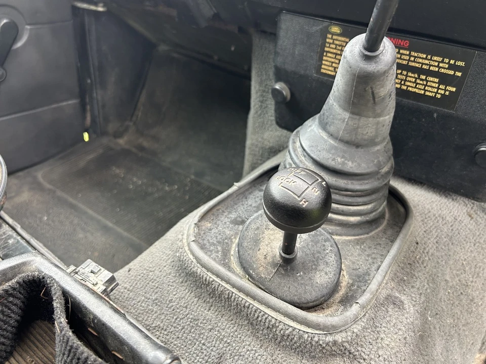 1997 Land Rover Defender 110 - Image 20 of 30