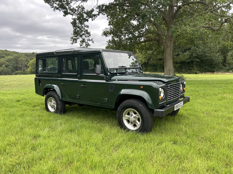1997 Land Rover Defender 110 - Image 3 of 30