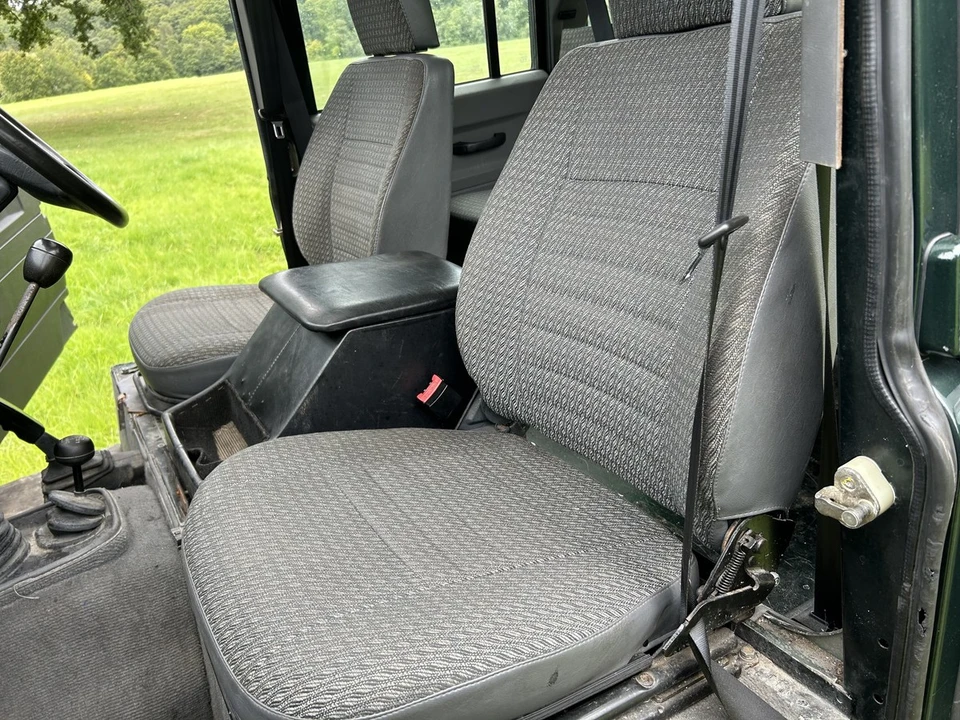 1997 Land Rover Defender 110 - Image 15 of 30