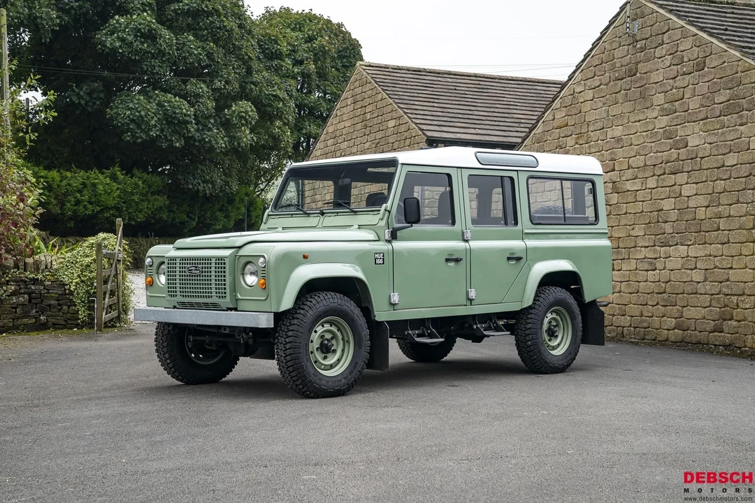 1997 Land Rover Defender 110 - Image 2 of 21