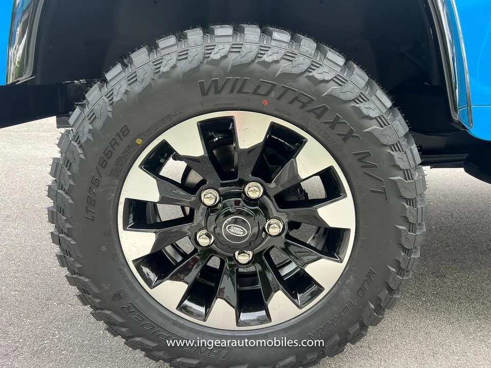 1997 Land Rover Defender 110 - Image 18 of 21