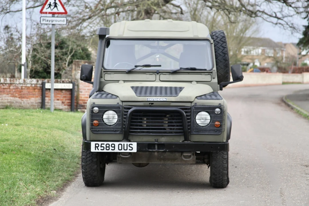 1997 Land Rover Defender 90 - Image 9 of 30