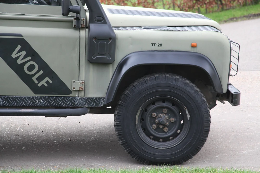 1997 Land Rover Defender 90 - Image 19 of 30