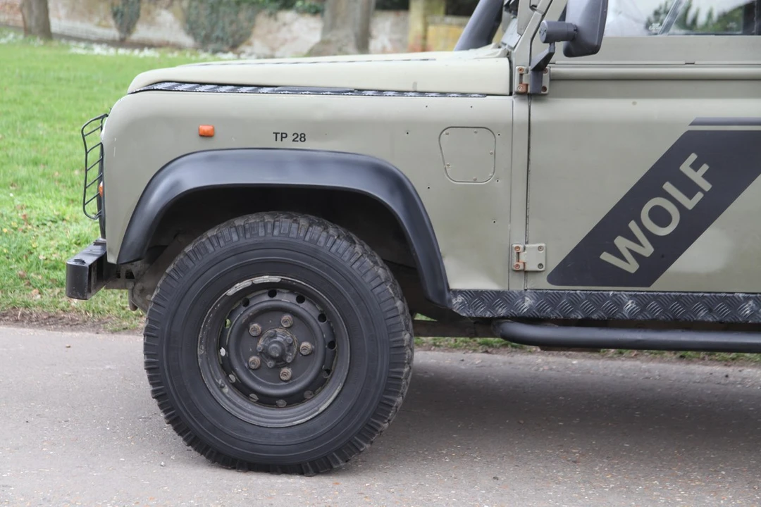 1997 Land Rover Defender 90 - Image 16 of 30