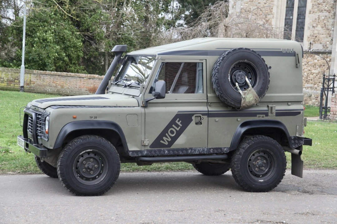 1997 Land Rover Defender 90 - Image 6 of 30