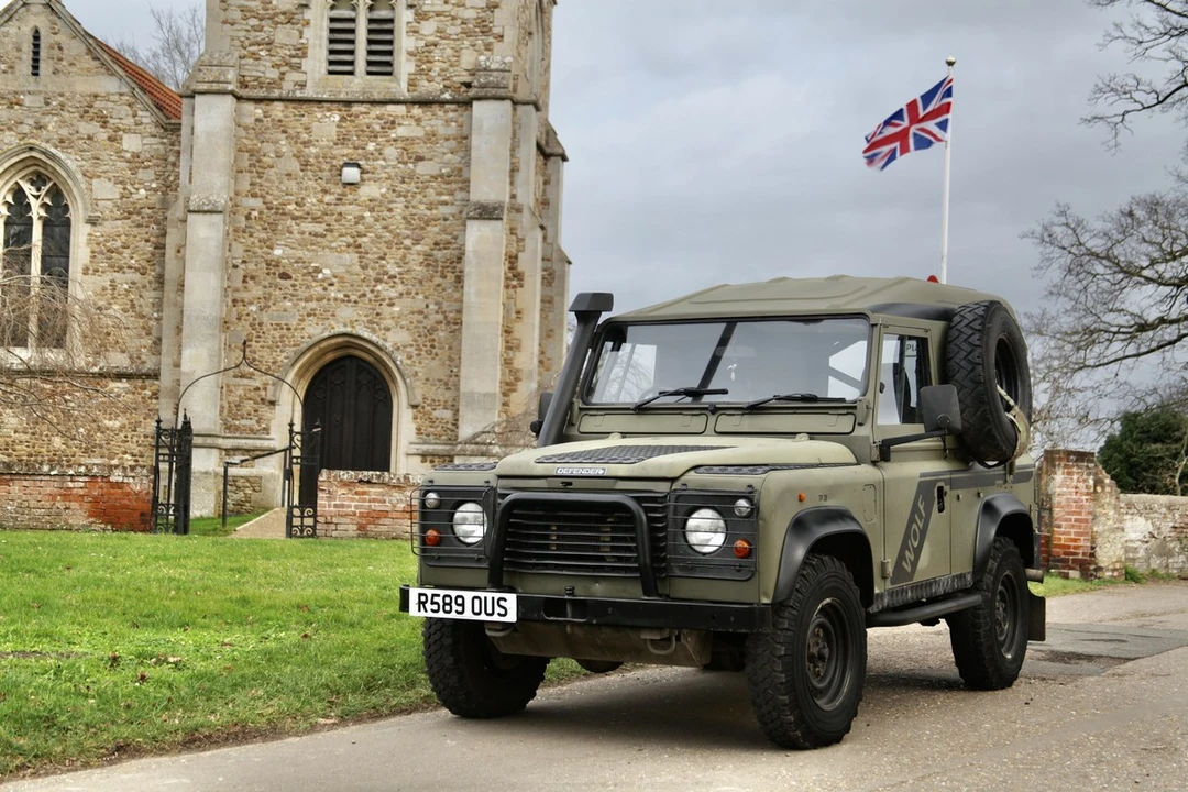 1997 Land Rover Defender 90 - Image 8 of 30