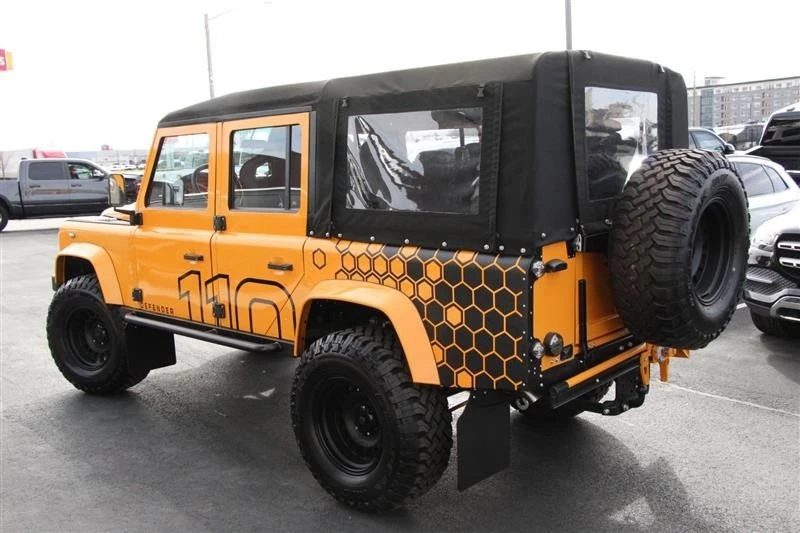 1997 Land Rover Defender 110 - Image 7 of 20