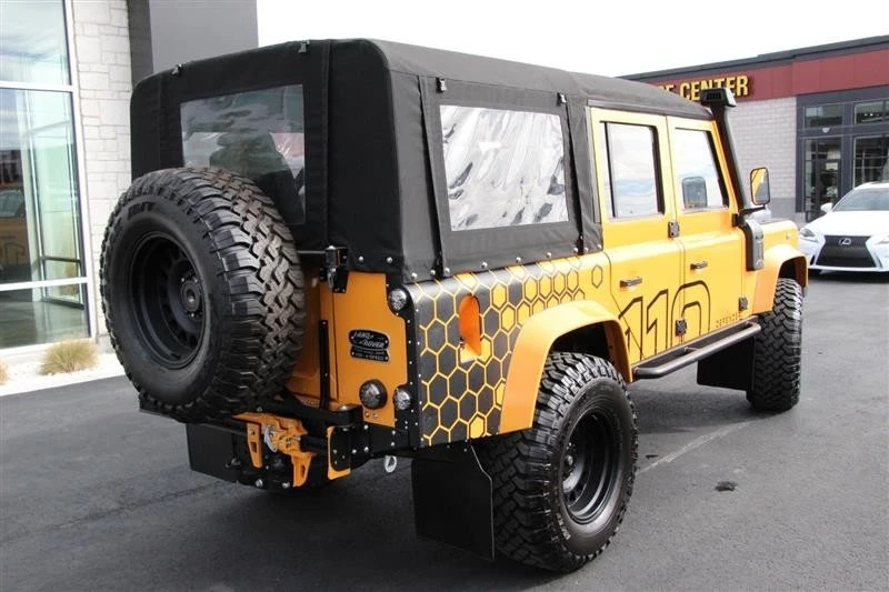 1997 Land Rover Defender 110 - Image 9 of 20