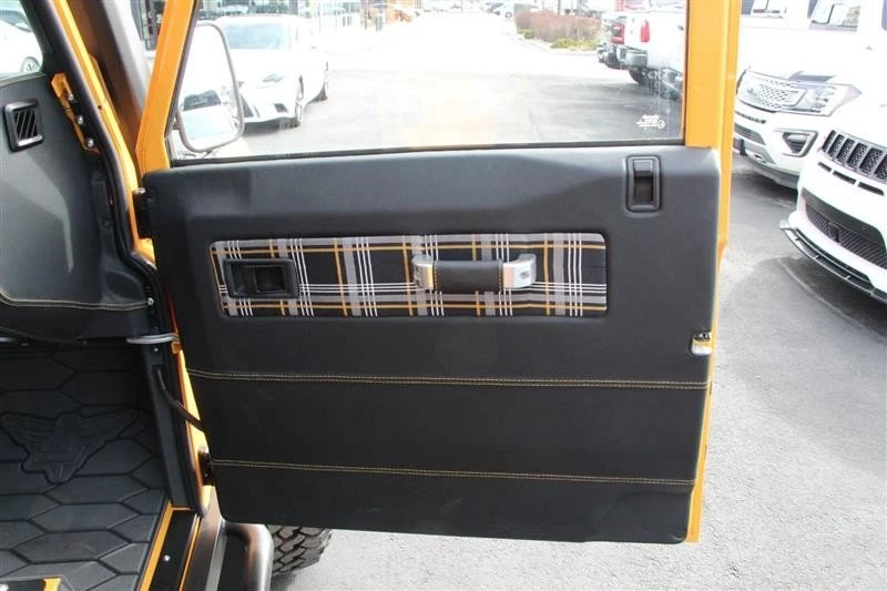 1997 Land Rover Defender 110 - Image 13 of 20