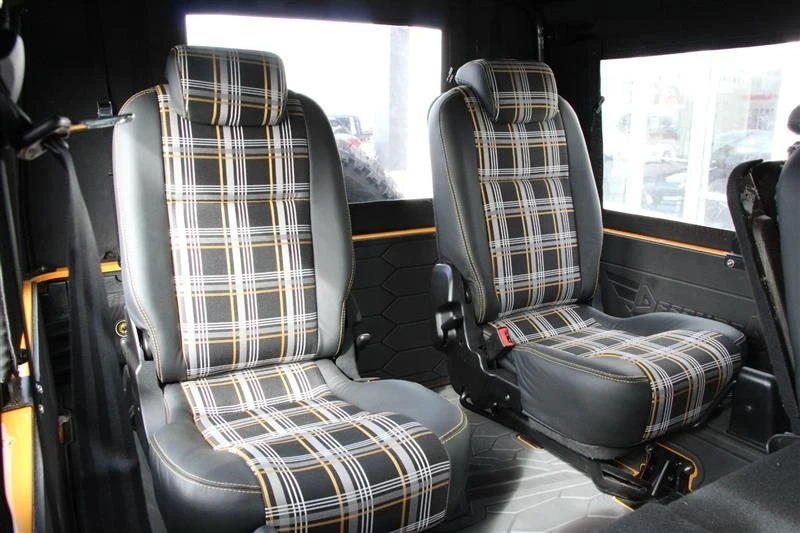 1997 Land Rover Defender 110 - Image 16 of 20