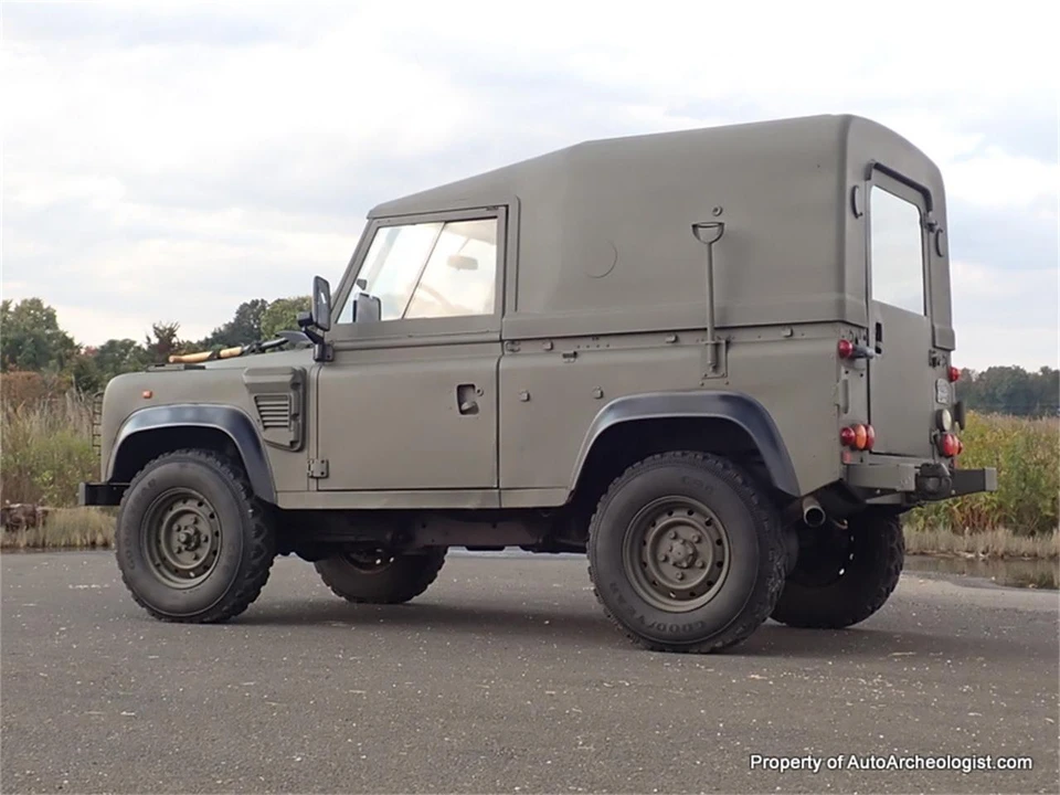 1997 Land Rover Defender - Image 7 of 24