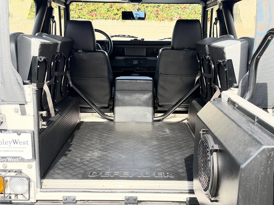 1997 Land Rover Defender - Image 12 of 17
