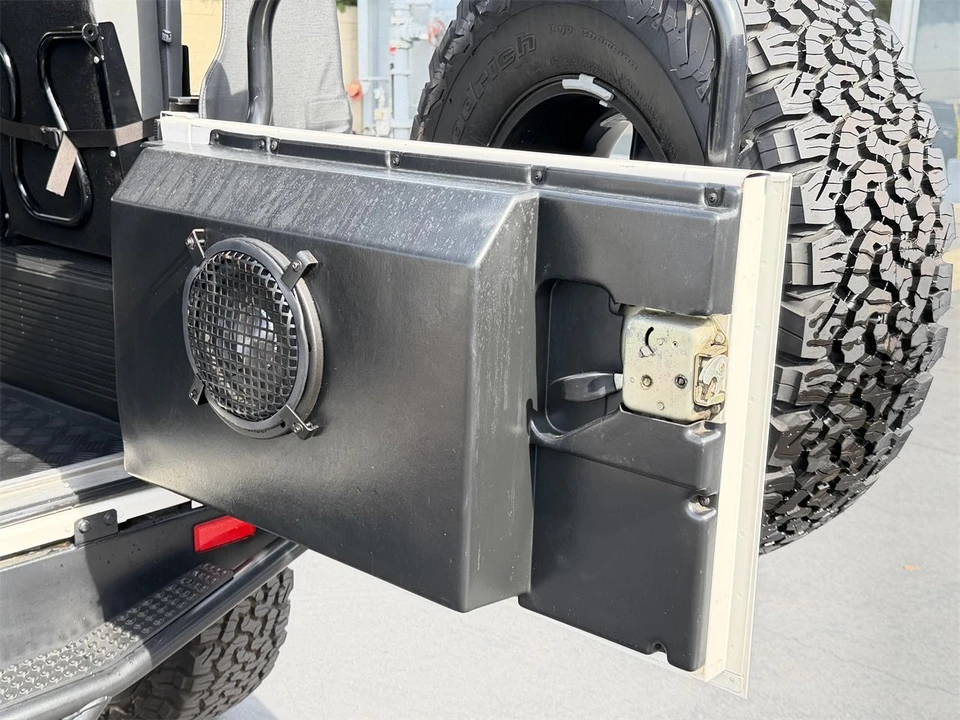 1997 Land Rover Defender - Image 13 of 17
