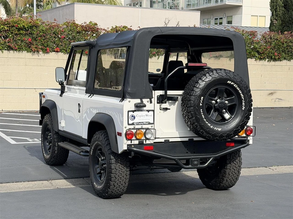 1997 Land Rover Defender - Image 3 of 17