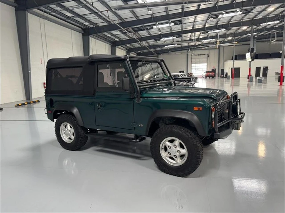 1997 Land Rover Defender - Image 7 of 16
