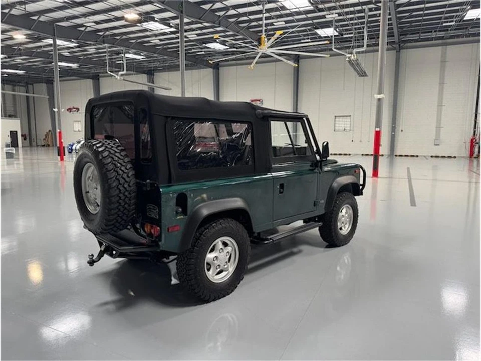 1997 Land Rover Defender - Image 5 of 16