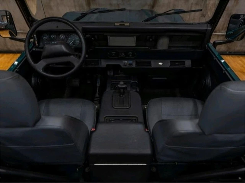 1997 Land Rover Defender - Image 11 of 16