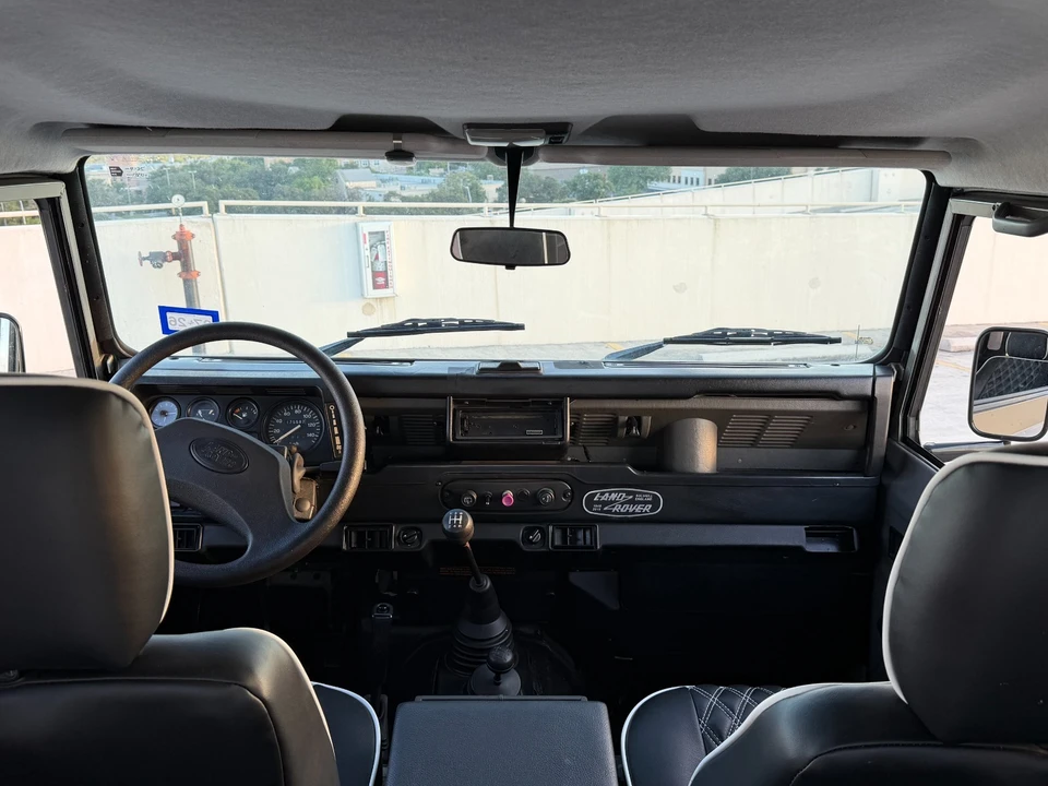 1997 Land Rover Defender - Image 13 of 31